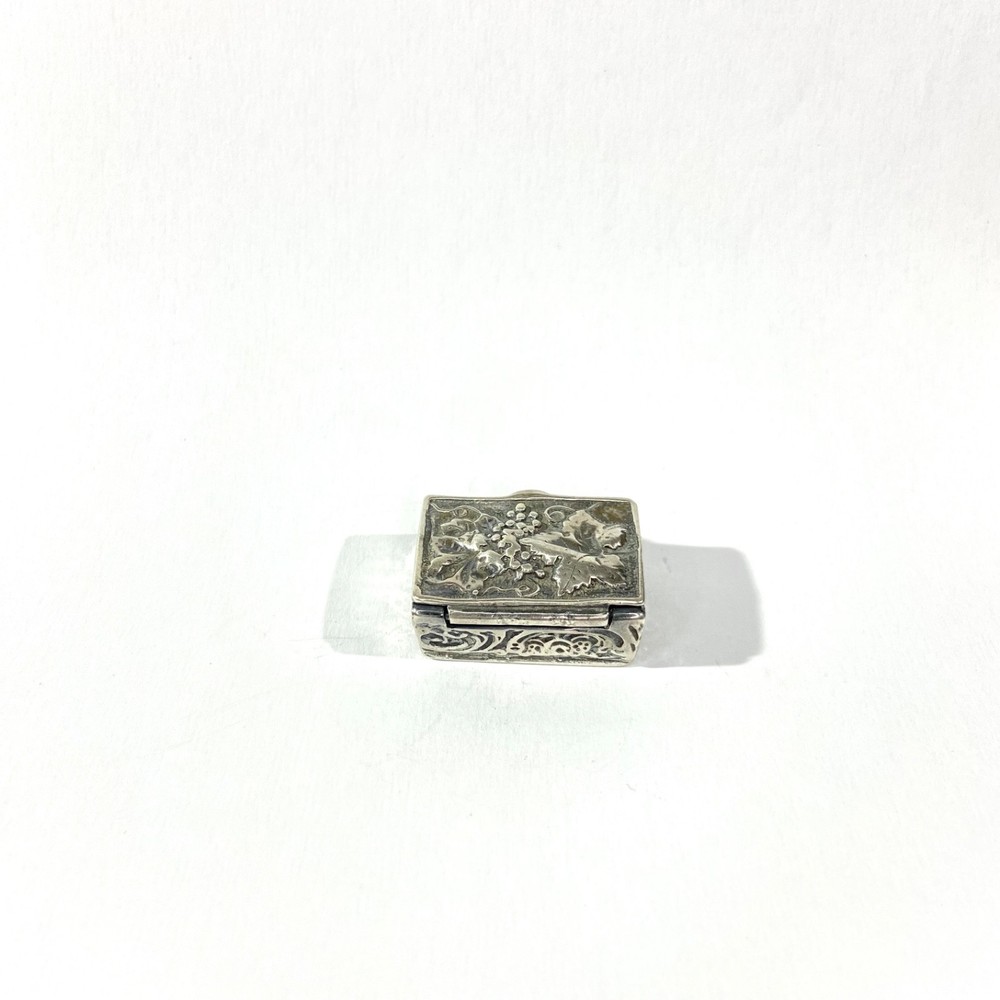 Vintage Solid Silver Pill Box with Bunch of grape , Hallmarked Italian pillbox