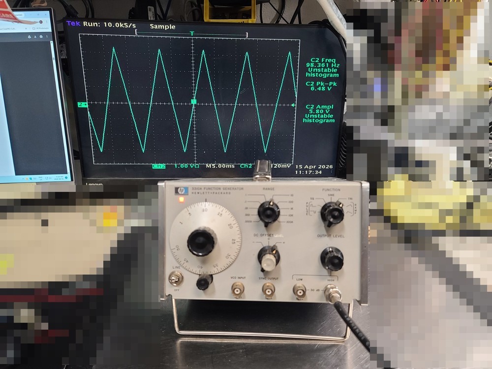 Hewlett Packard 3310A Function Generator