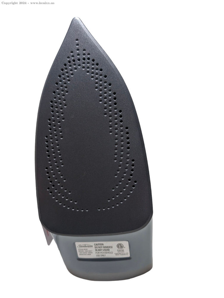 Sunbeam 1500W Steam Iron, White/Grey