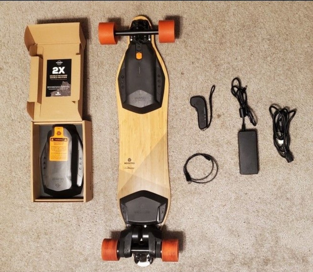 Boosted Board V2 Dual+ (Extra Battery For Extended Range)