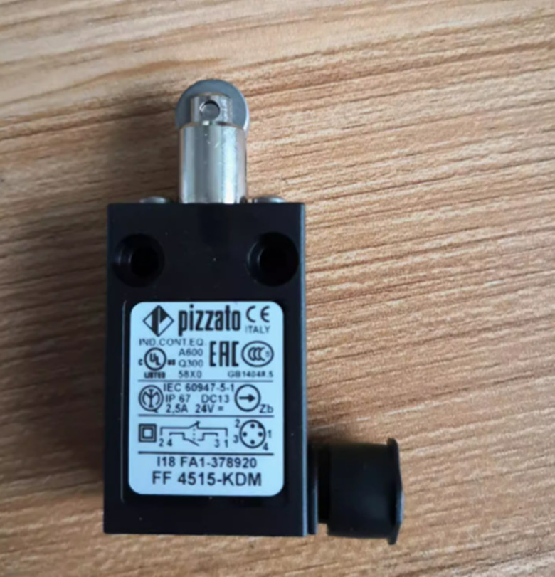 NEW Pizzato Limit switch FF 4515-KDM