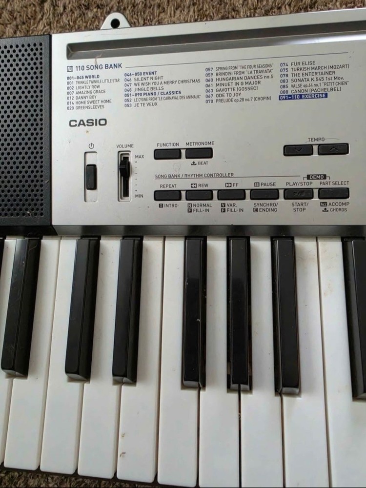Casio LK-175 Lighted Keyboard
