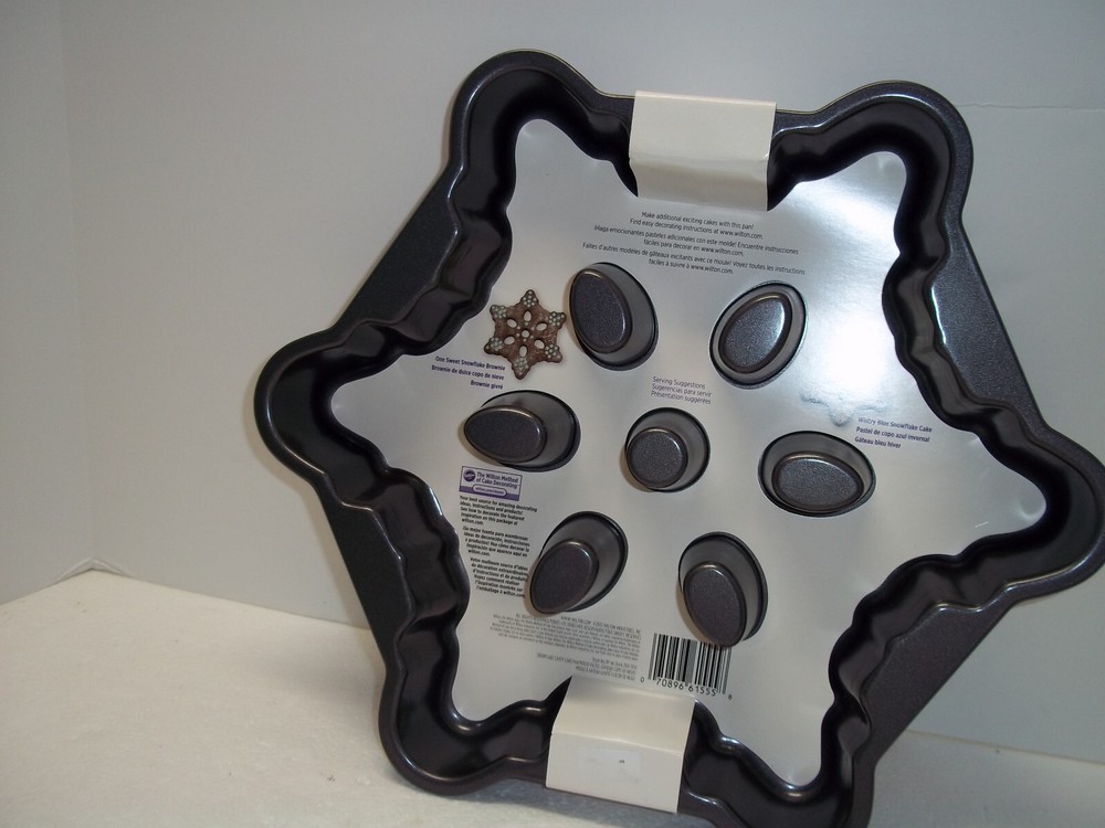 Wilton Snowflake Cake Pan Mold NEW WITH TAGS