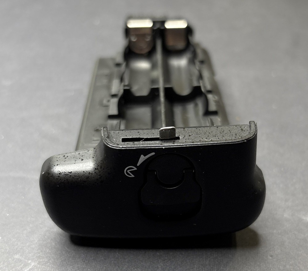 MS-D11 AA Battery Holder for D7000 Multi Power Battery Pack
