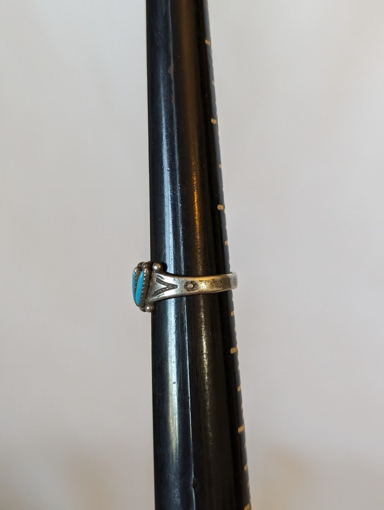 Vintage ring native sterling silver petite point bell turquoise size 5 marked