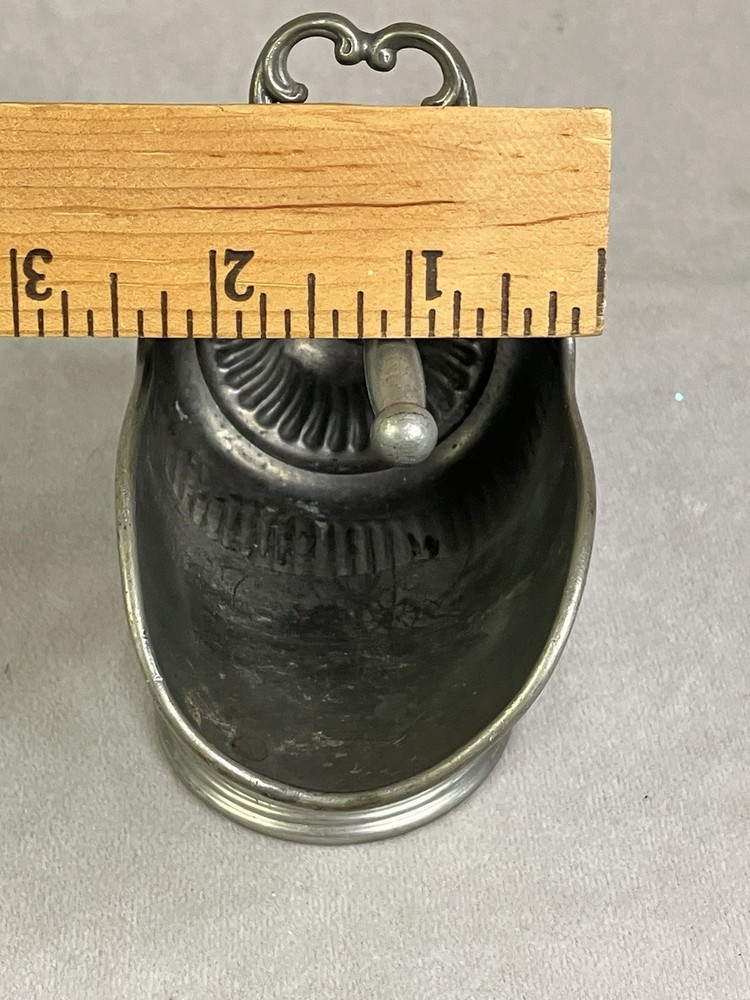 Victorian Sugar Scuttle Server