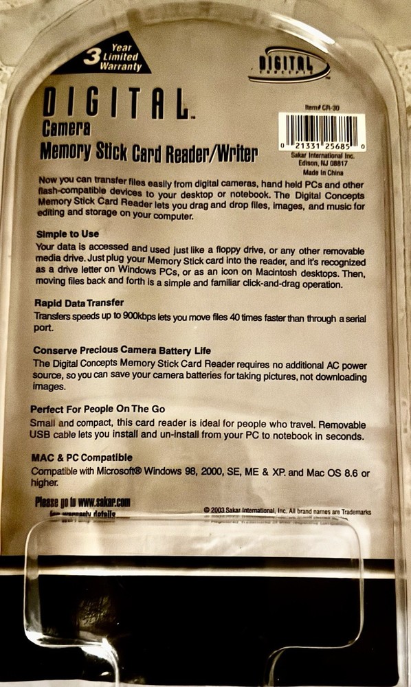 Digital Concepts CR-30 Digital Camera Memory Stick Memory Card Reader/Writer