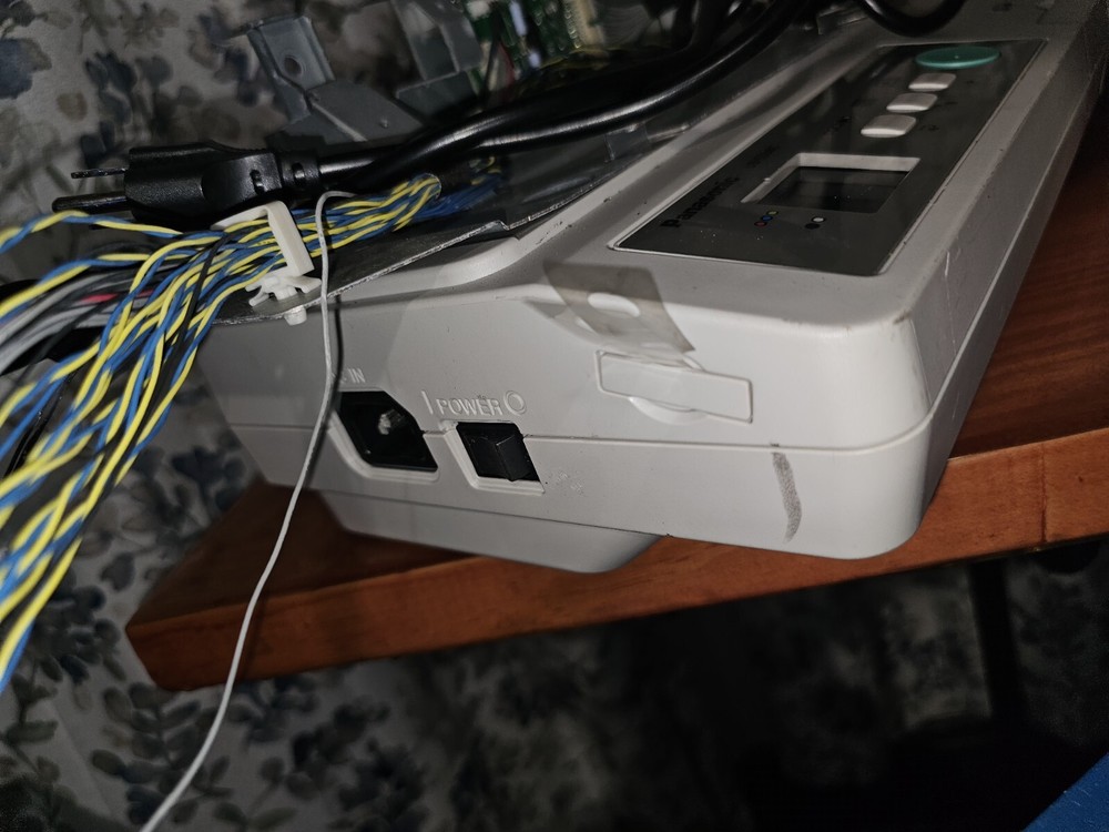 Panasonic UB- 7325 Panaboard Digital Mobile WhiteBoard Controls No White Board