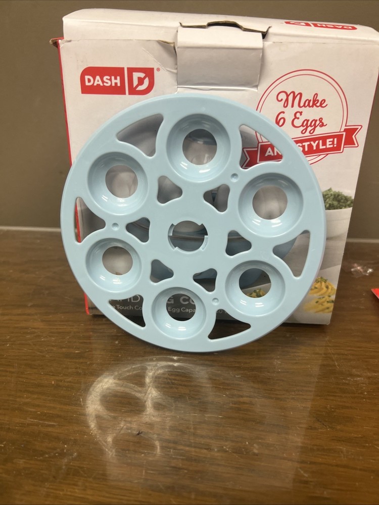 DASH Ultimate Deluxe Egg Cooker 6 Egg Capacity With Box