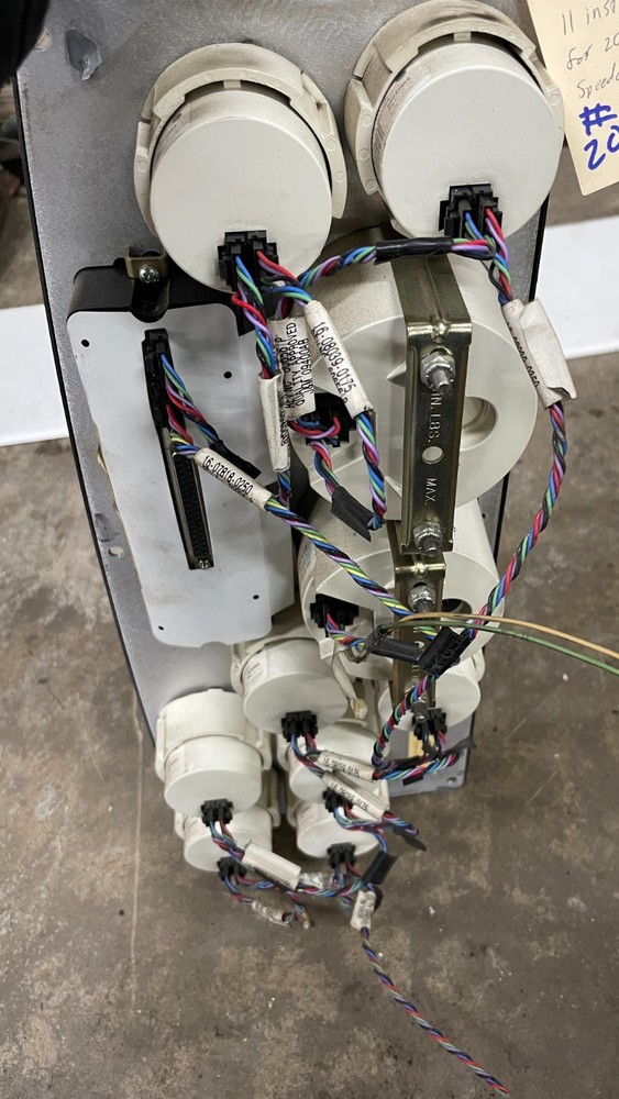 #2053 2004 Peterbilt Instrument Gauges