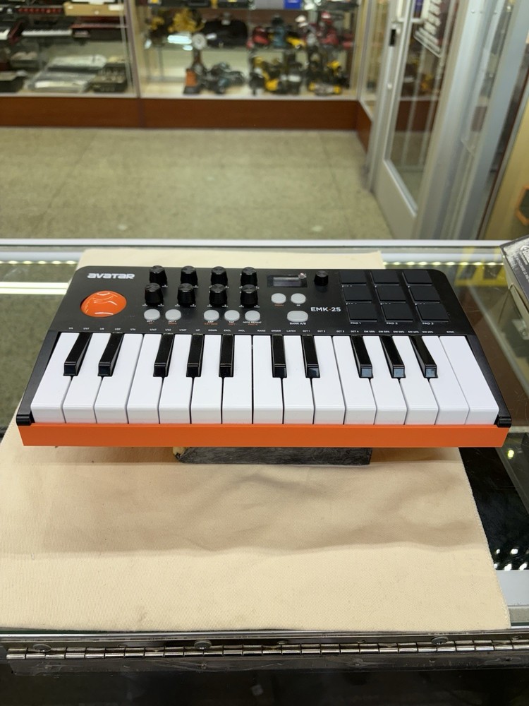 AVATAR EMK-25, 25 Keys MIDI Compact Keyboard Controller