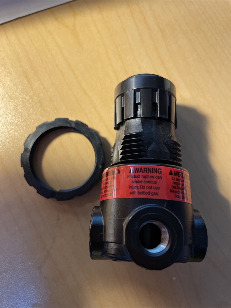 Wilkerson Regulator R03-02-M00