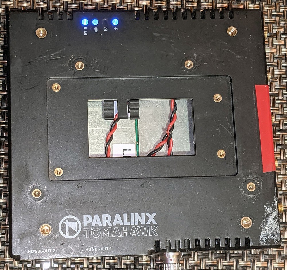 Paralinx Tomahawk Wireless Video Receiver 3G SDI UX999R...Please READ! Powers Up