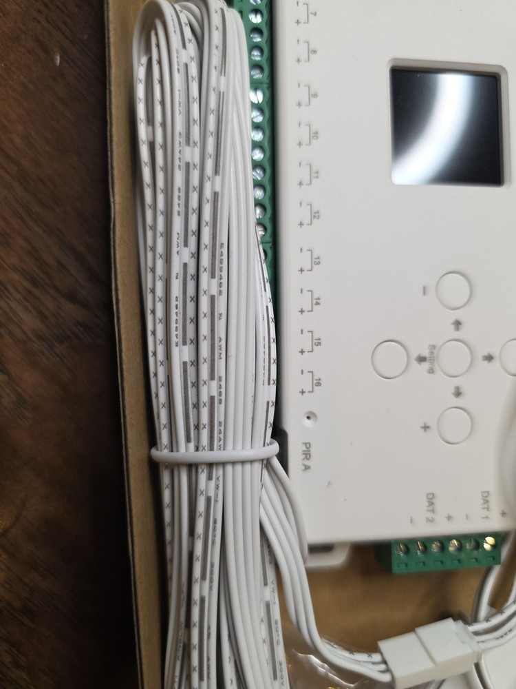 Motion Sensor LED Stair Controller, 32 Channel PIR Motion Sensor Dynamic Stairca