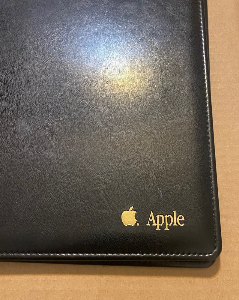 Vintage Apple Computer Leather Folio Padfolio Notebook Folder