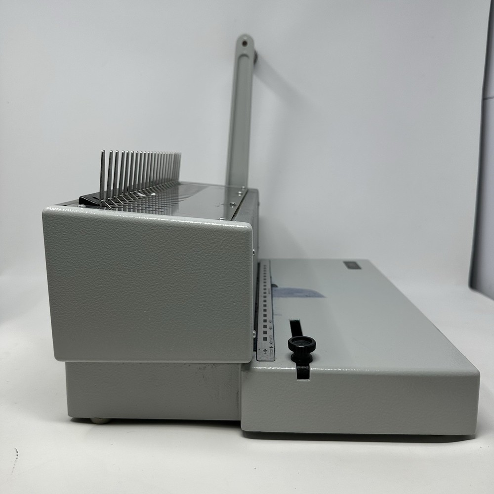 GBC CombBind C150 Heavy Duty Comb Binding Machine with Binder Stock