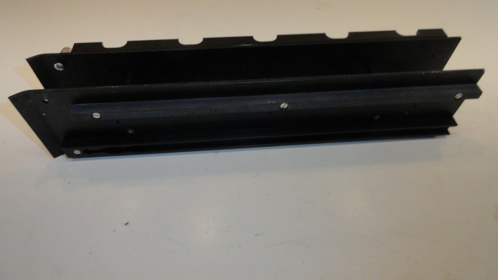 QQ1: APPLIED BIOSYSTEMS VOYAGER SAMPLE PLATE TRAY