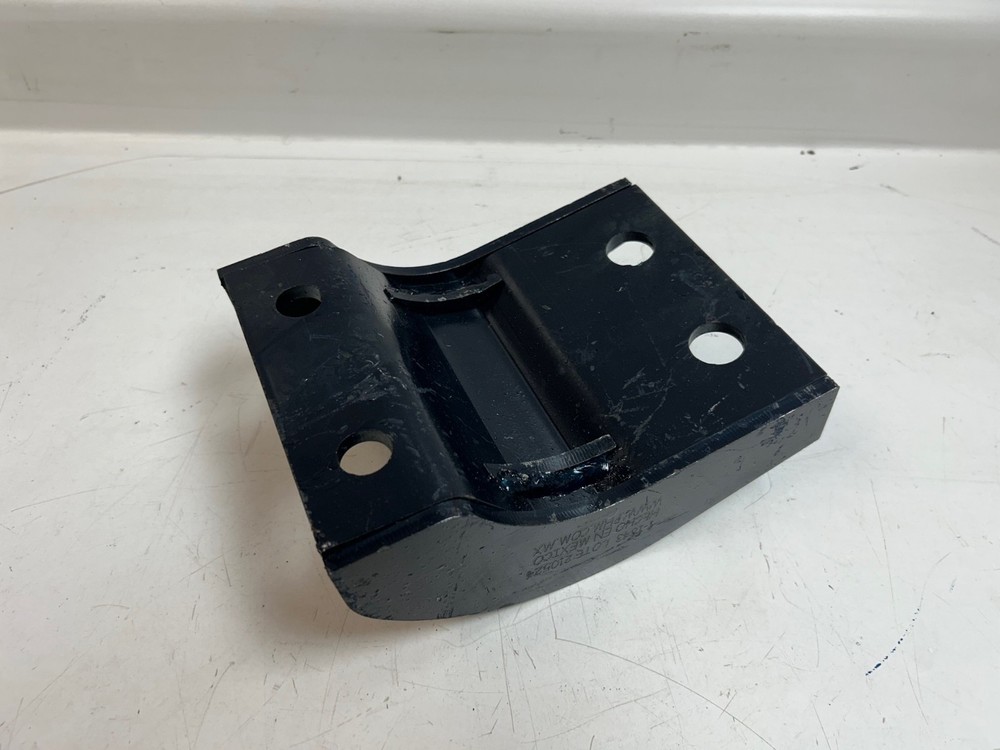 KENWORTH K071-304 CAP-FRAME BRACKET AG100