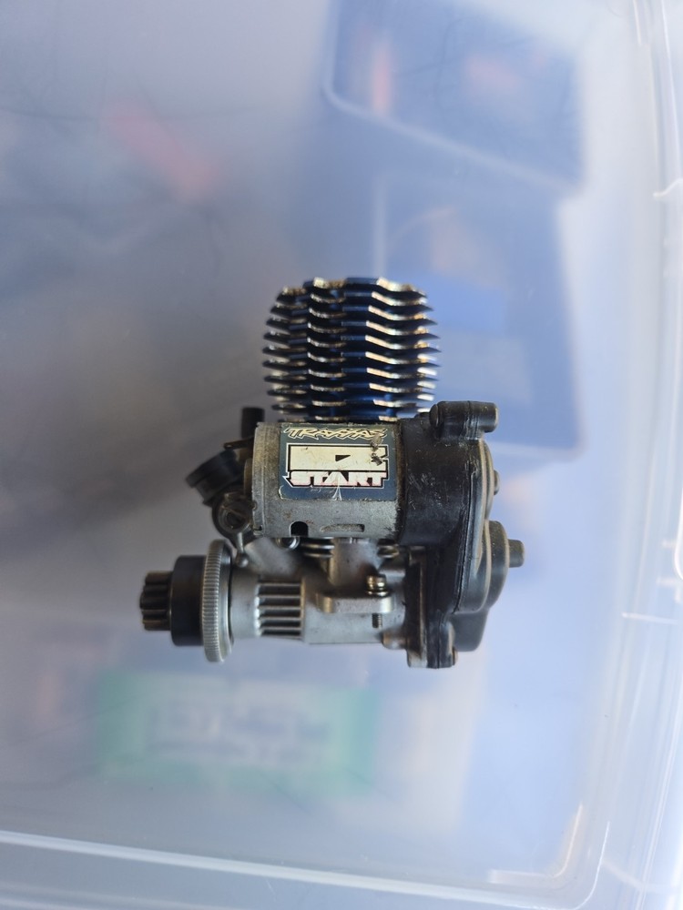 traxxas 3.3 engine used With Electric Starter