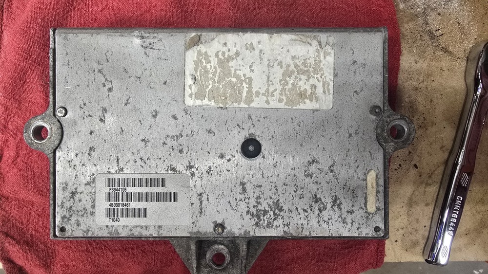 3944105 CUMMINS ISC-8.3 0 ECM ECU (ENGINE) - CORE ONLY