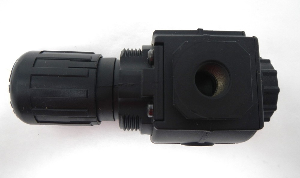 CAMEL 56-555 Regulator With Dial Gauge Air Compression Tool