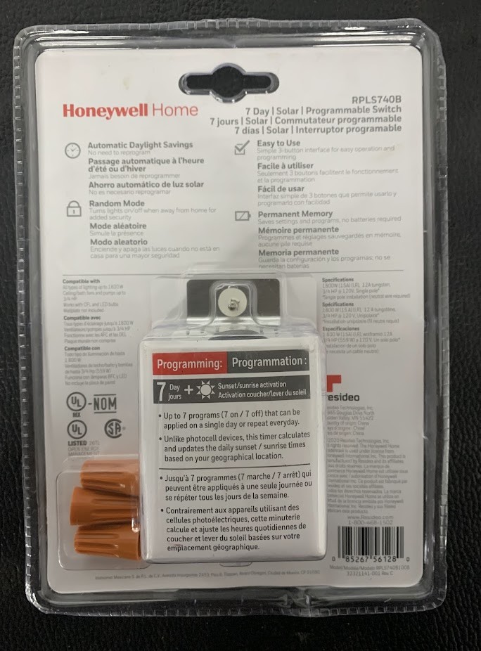 Honeywell Home 7-Day Solar Programmable Light Switch/Timer 120V (RPLS740B)