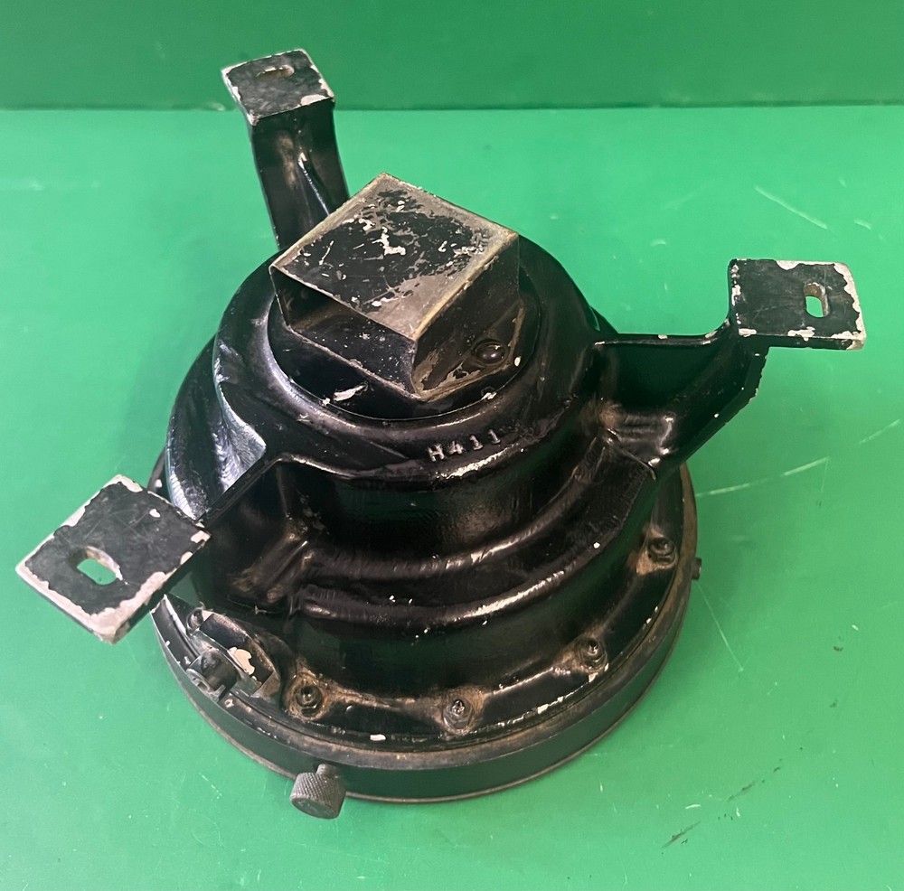 ARMY AIR FORCES B-17 NAVIGATOR’S MASTER COMPASS TYPE D-12