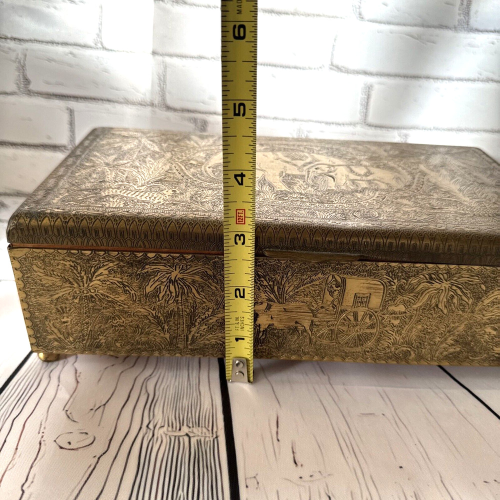 HAND TOOLED ENGRAVED SOLID BRASS STASH BOX CHEST ELEPHANT OX LION ELK HUNTER
