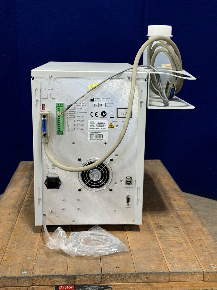 Waters 1525U Programmable Flow Rate Binary HPLC Pump 186001825IVD Model 25U