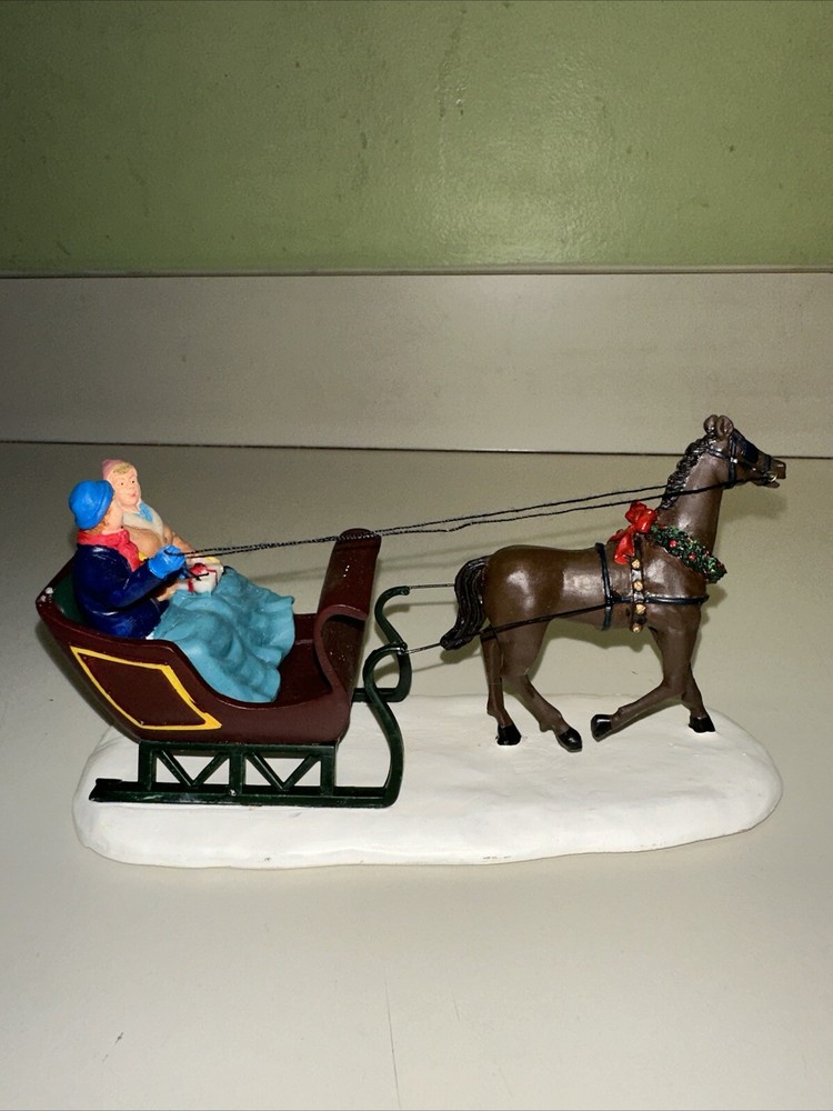 Lemax 2000 Coventry Cove Dashing Through the Snow