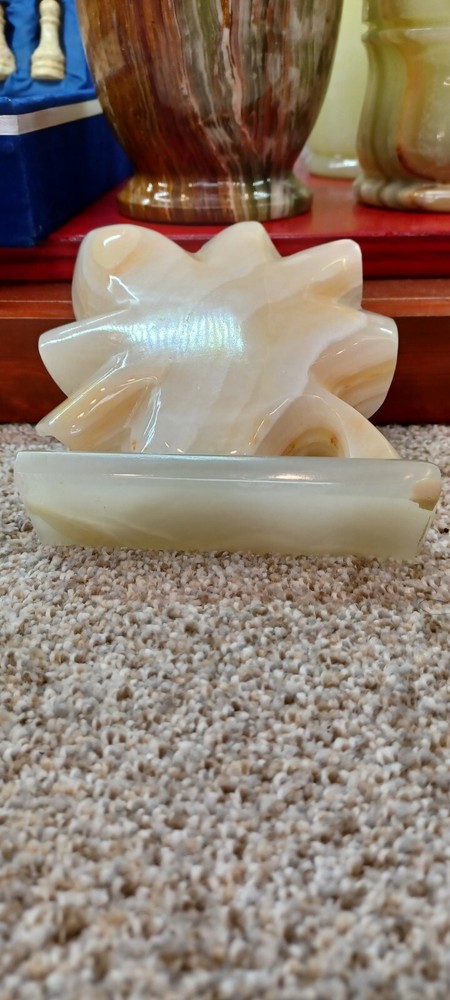 Handmade Onyx Leave Clock