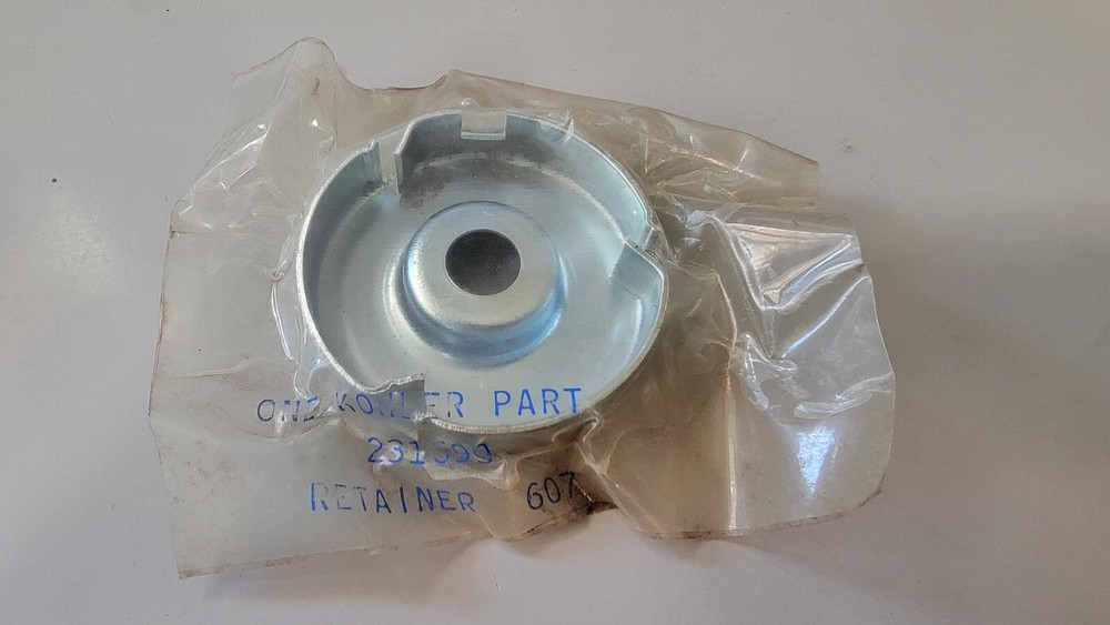 GENUINE KOHLER ENGINE 231699 RECOIL STARTER RETAINER   SINGLE   TWIN ENGINES