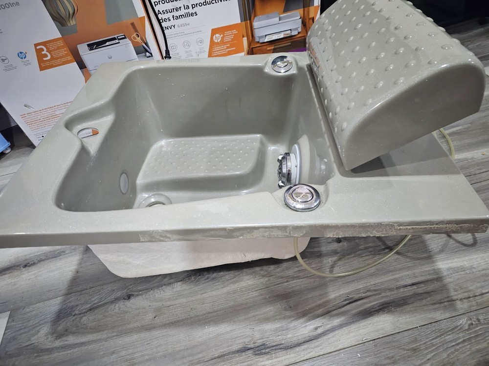 Replacement Pre-owned Pedicure Chair Basin AS IS