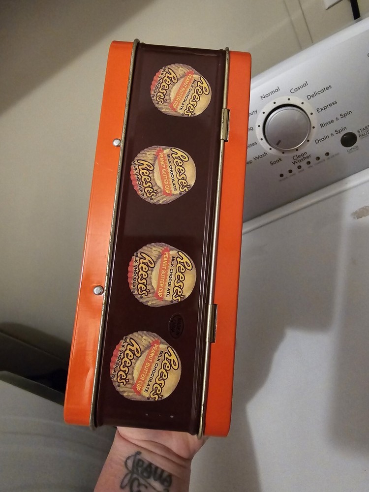 Old Style Reese's Peanut butter Cup Small Lunchbox