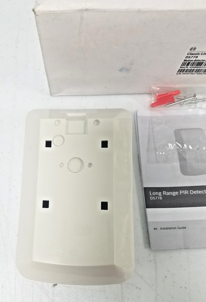 Bosch Classic Line PIR DS778 Motion Detector Sensor, Long Range 200Ft. NOB