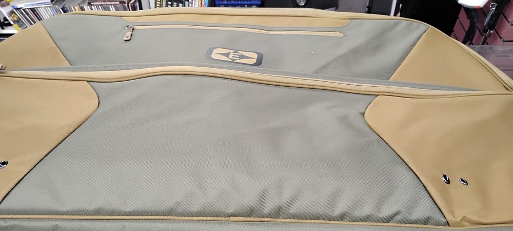 EASTON COMPOUND BOW CARRYING BAG