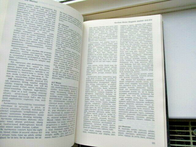 ROGETS THESAURUS HARDBACK BOOK ENGLISH WORDS & PHRASES REFERENCE TEXTBOOK
