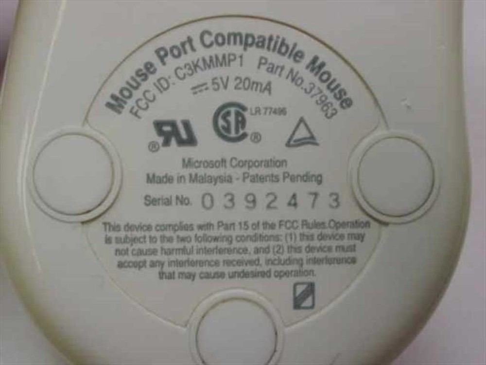 Microsoft Mouse PS/2 Mouse 2 Button- Yellowed 37963