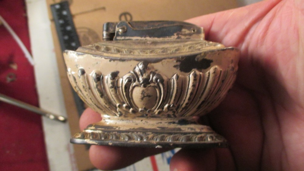 Vintage Ronson Georgian Silver Plated Table Cigar Cigarette Lighter
