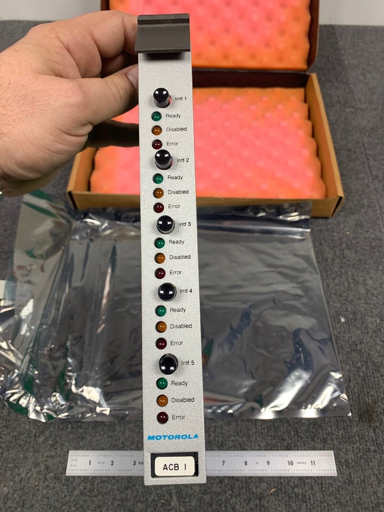 Motorola Smartnet Trunking TRN7056A Asynchronous Control Board