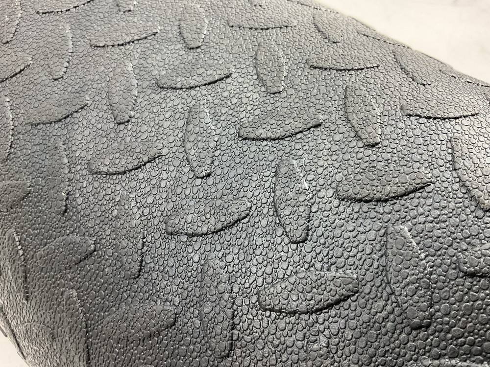 ProTecta 9583 Diamond Tailgate Protector Rubber Liner Mat - 1994-up Chevy S10