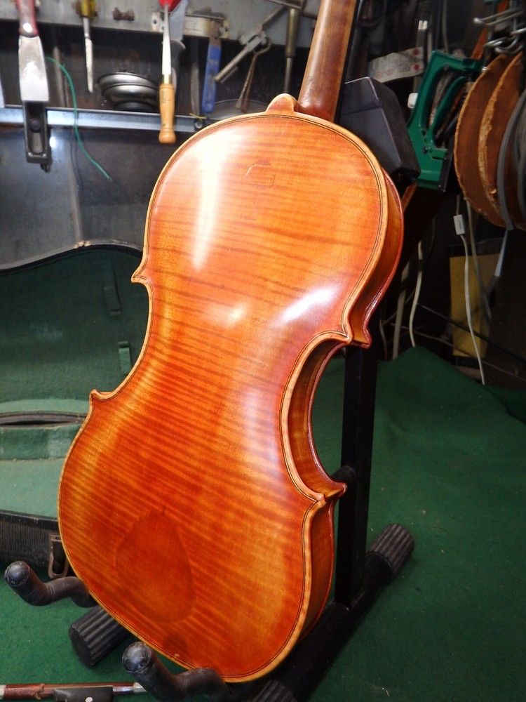 Vintage Wojcik 4/4 Violin case and bow Nice