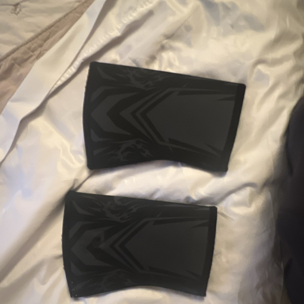 Ekkovision size xs knee sleeve