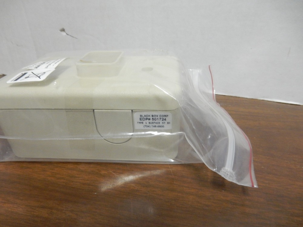 BLACK BOX MODEL 501724 TYPE 1 SURFACE-MOUNT BOX