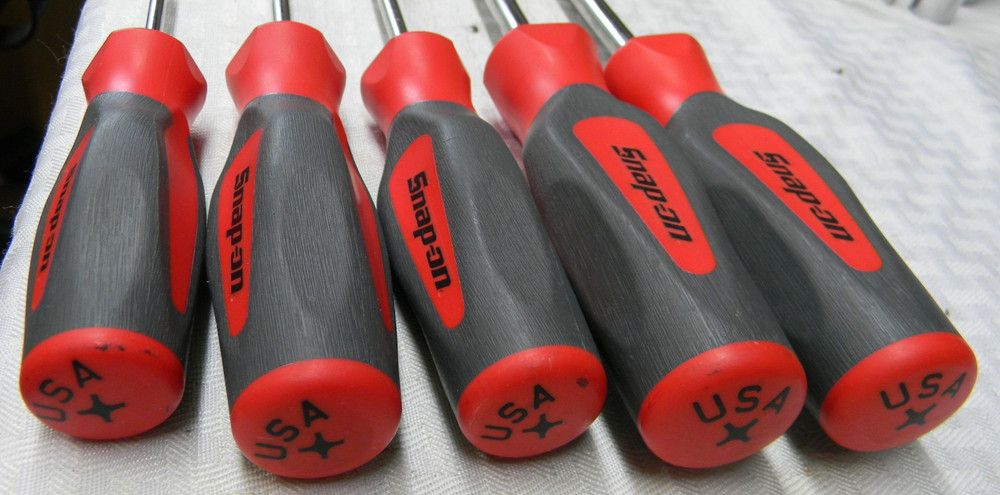 SNAP-ON 5PC PHILLIPS/POZIDRIV INSTINCT HARD GRIP HANDLE RED SCREWDRIVER SET