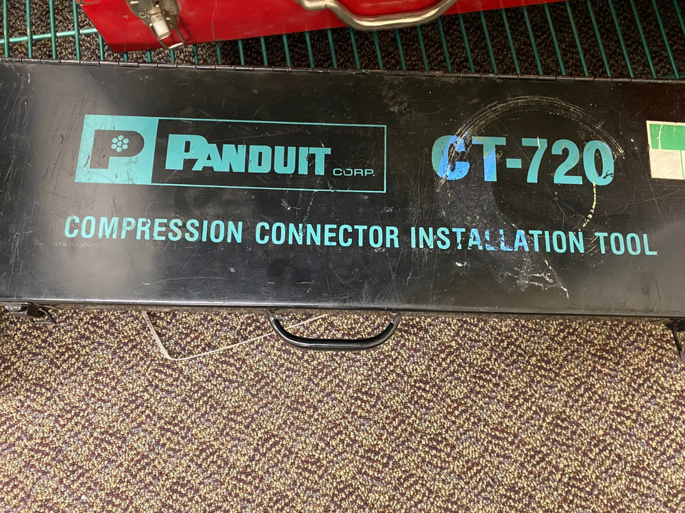 Panduit CT-720Compression Connector Crimping Tool Original Case+Dies&Accessories