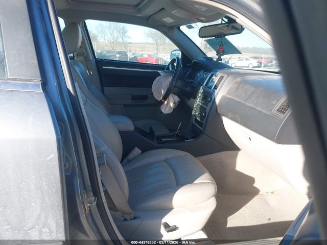 Used Headrest fits: 2006 Chrysler 300 Grade A