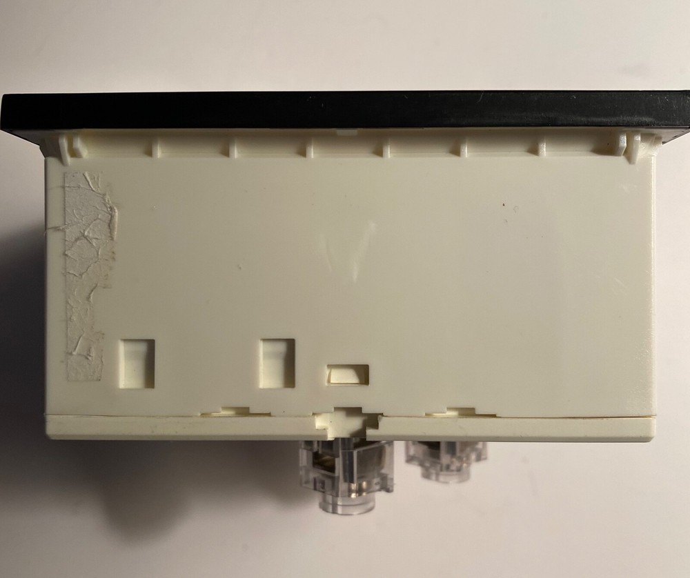 Gossen Voltage Meter 25V-600V CAT111