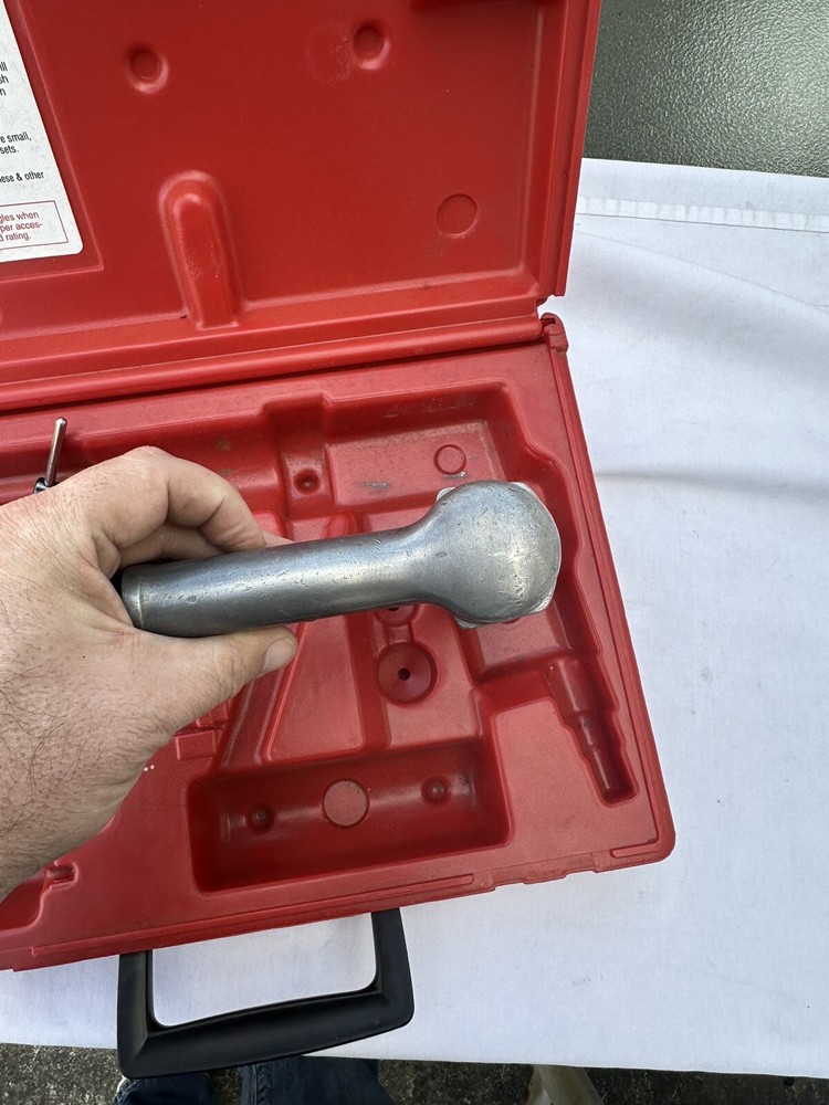 MAC TOOLS HEAVY DUTY PNEUMATIC REVERSIBLE AIR DRILL #AD800 W/case