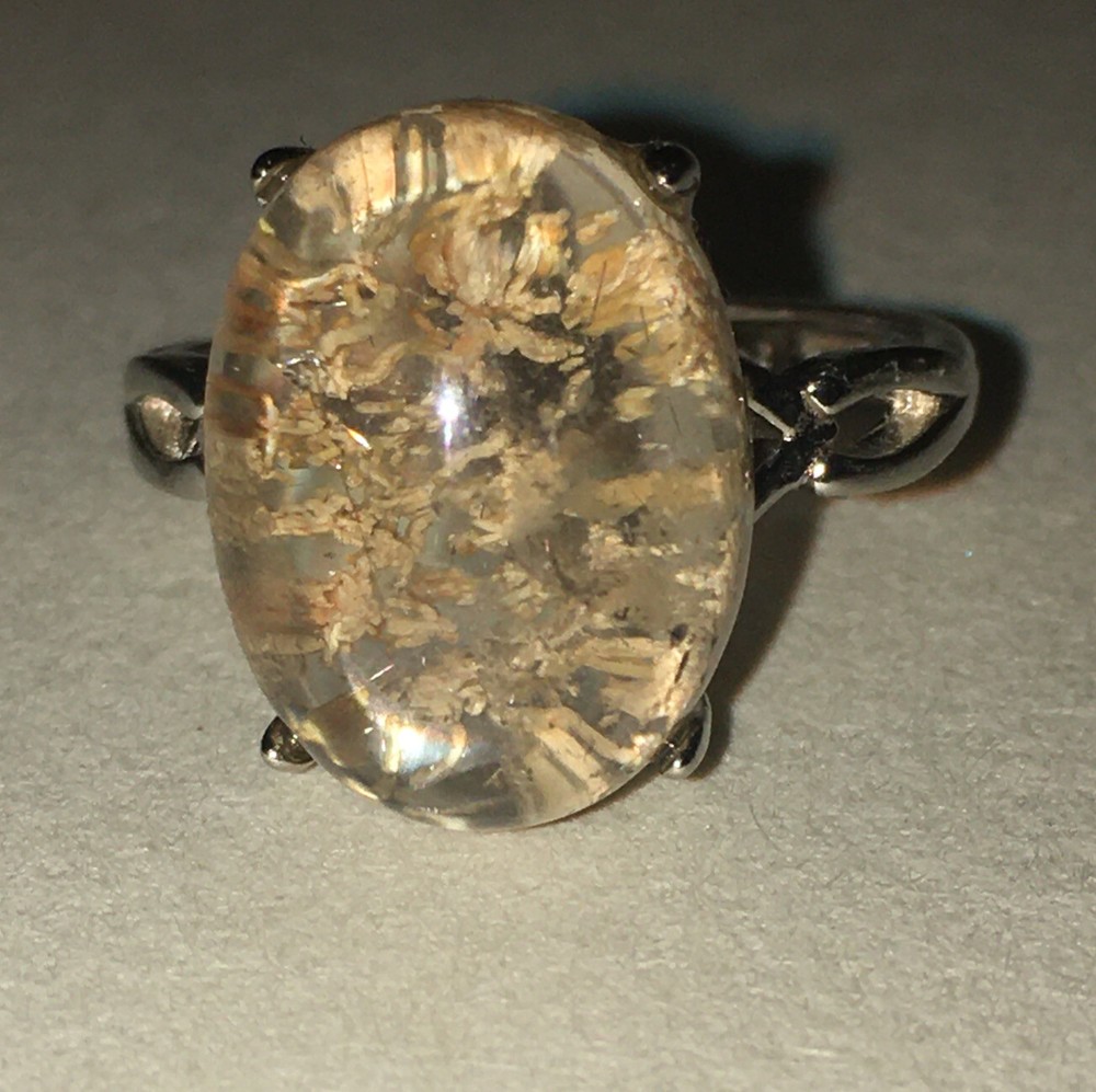 garden quartz ring adjustable to size 7,8 & 9